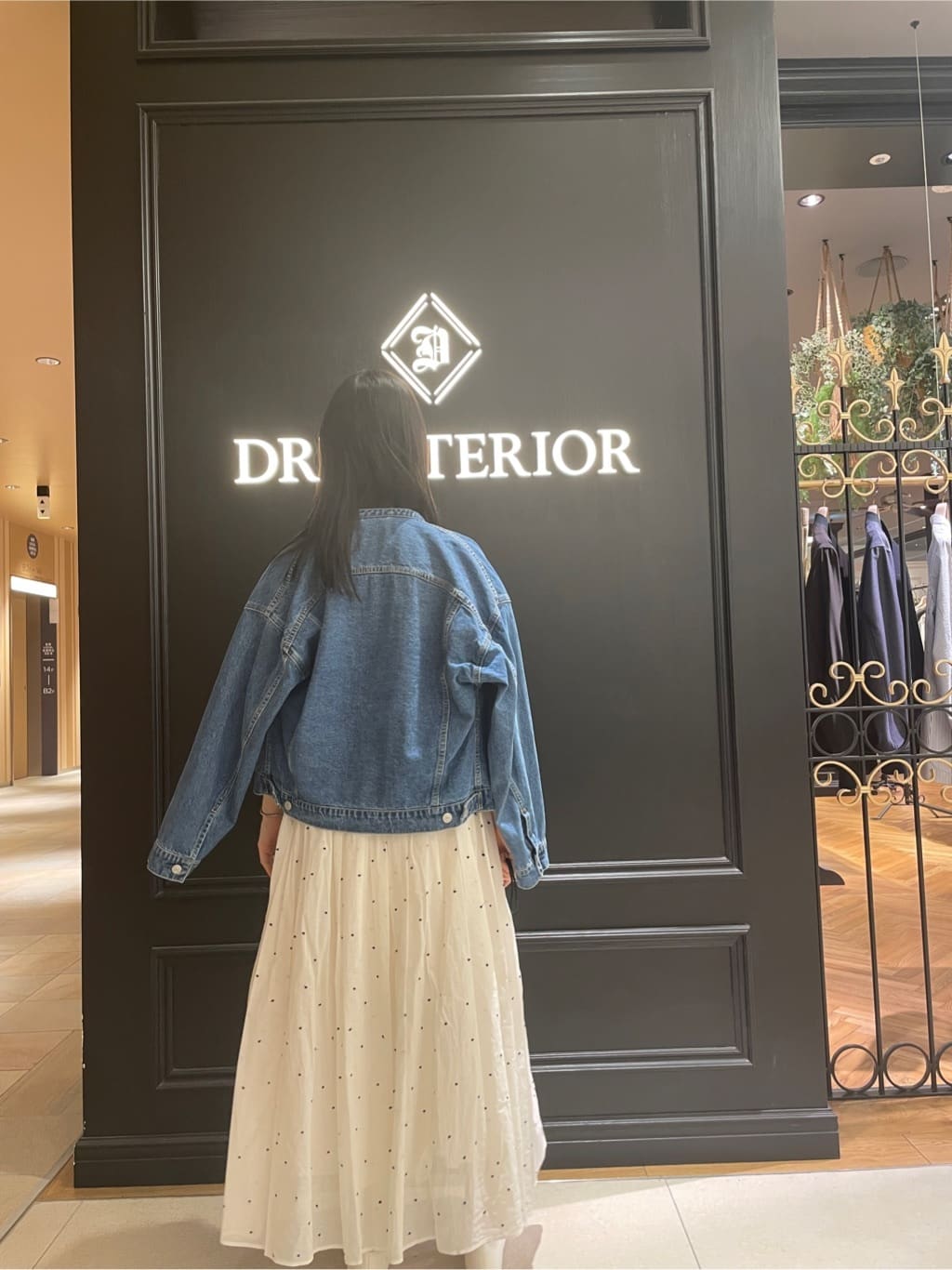 Karinさんの「DRESSTERIOR｜」を使ったコーディネート