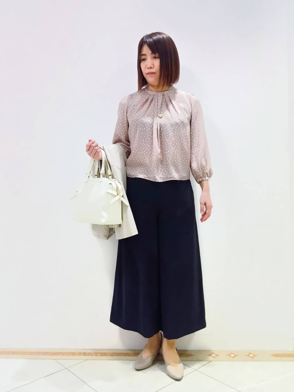 tomoさんの「Reflect｜◆【夏SALE／撥水／手洗い可】ライティフーディコート」を使ったコーディネート