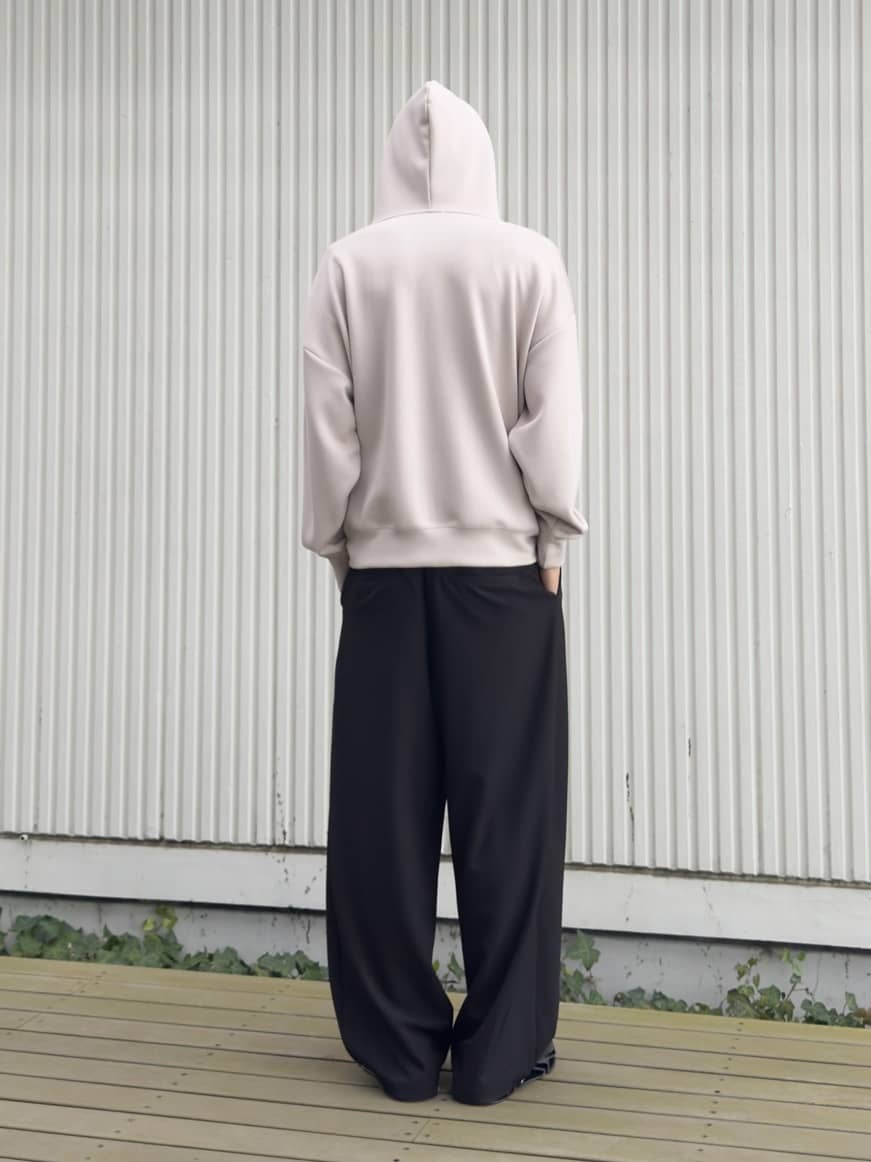 simさんの「tk.TAKEO KIKUCHI｜◆ワンポイントジップパーカー」を使ったコーディネート