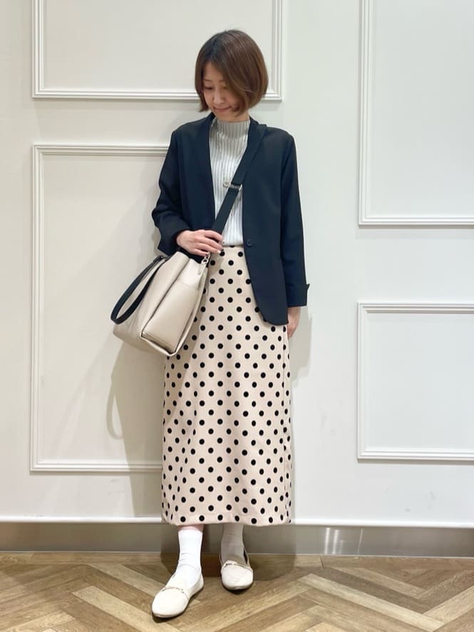 SOさんの「SHOO･LA･RUE｜◆【S-LL/セットアップ可/通勤/セレモニー】ノーカラージャケット」を使ったコーディネート