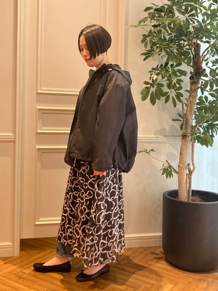 konominさんの「DRESSTERIOR｜【ウォッシャブル】テーパードコンフォートデニム」を使ったコーディネート