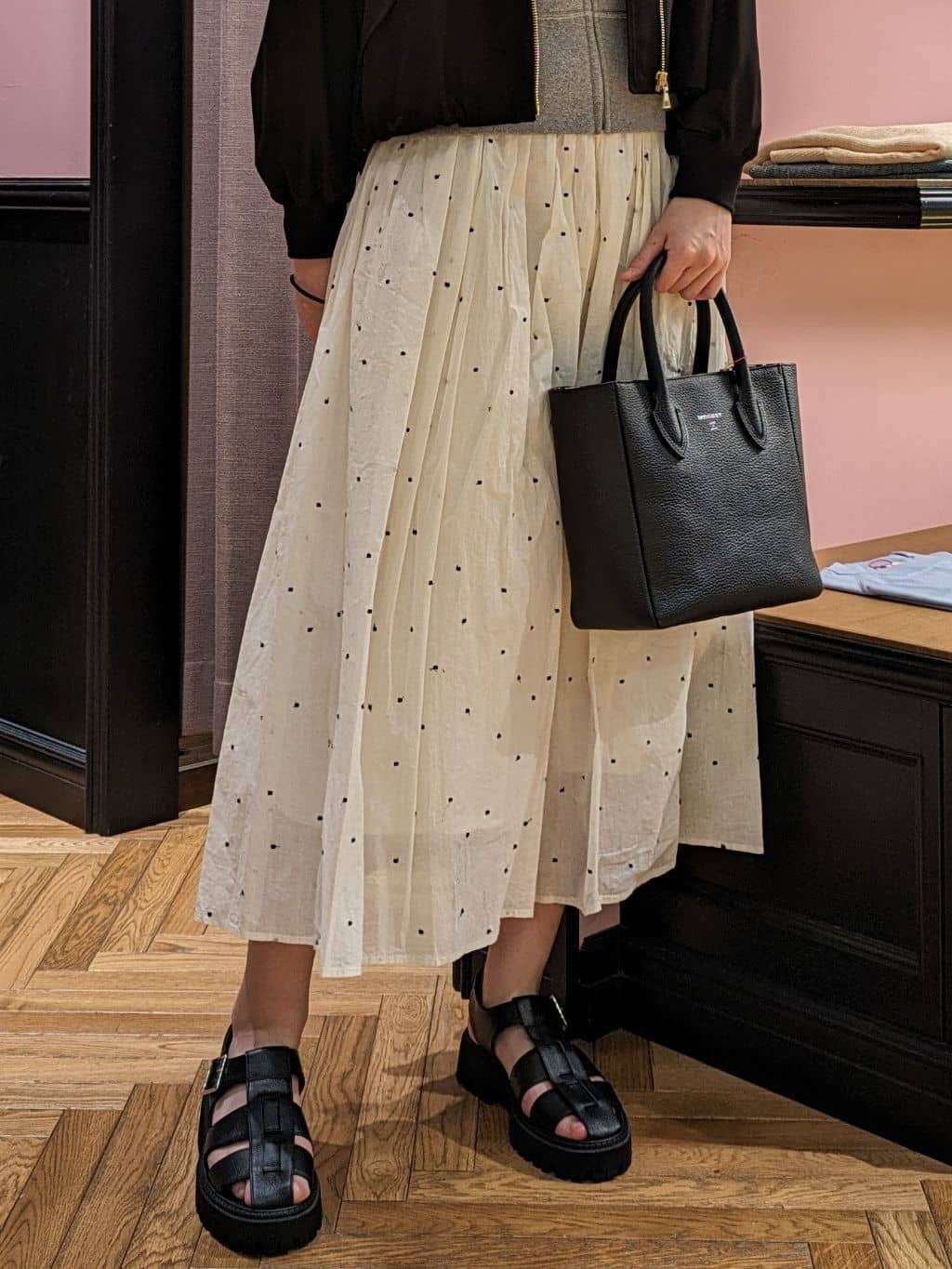 saoriさんの「DRESSTERIOR｜デキシー吊裏毛ジップアップパーカ」を使ったコーディネート