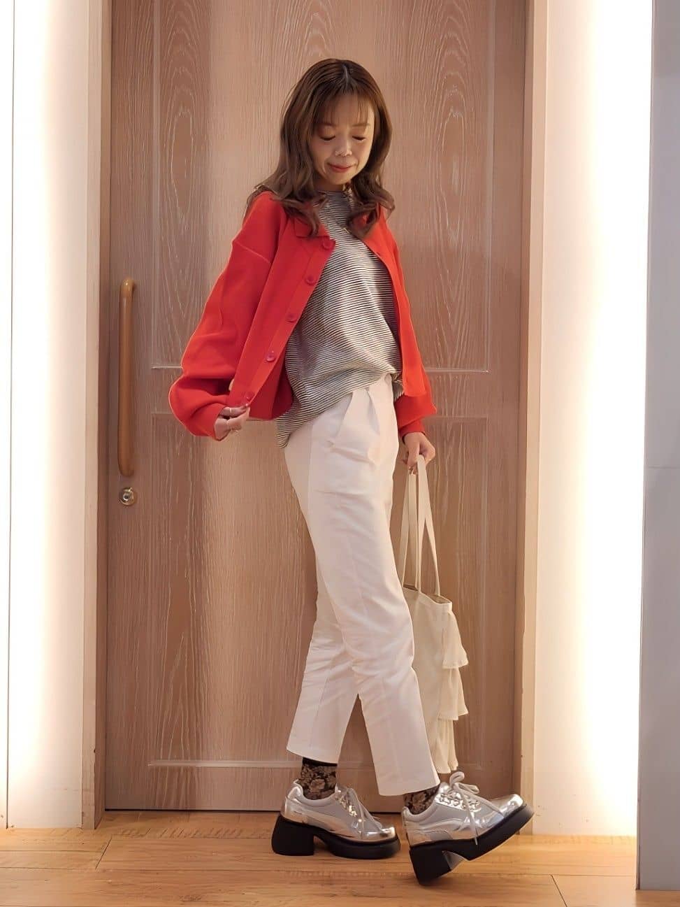asadaさんの「SHOO･LA･RUE｜◆【高レビュー/洗える/美脚シルエット】ソフトスティックパンツ」を使ったコーディネート