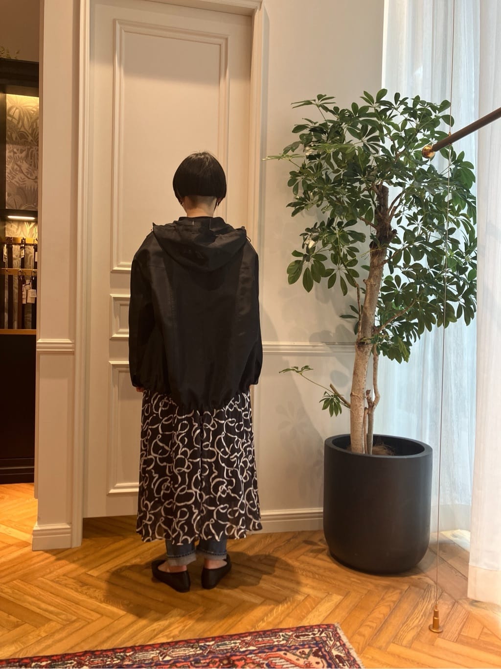 konominさんの「DRESSTERIOR｜【ウォッシャブル】テーパードコンフォートデニム」を使ったコーディネート