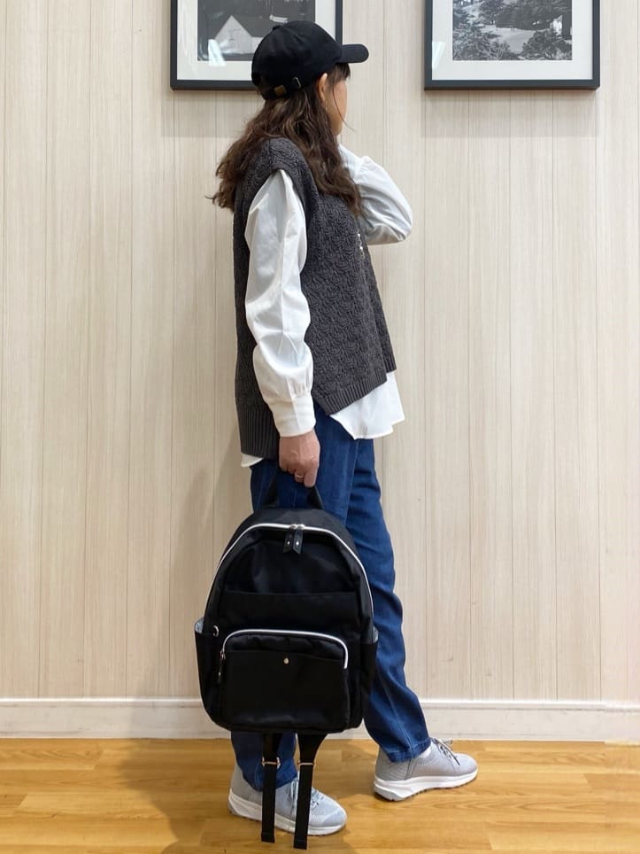 natsuさんの「SHOO･LA･RUE｜◆【洗える/S-LL/2点セット】透かし柄ベスト+ブラウス」を使ったコーディネート