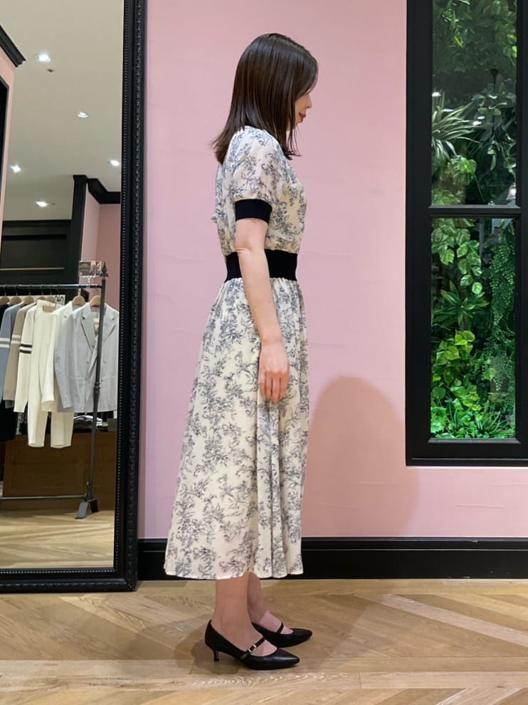 maruさんの「DRESSTERIOR｜【otonaMUSE5月号掲載/日本製】シュリンクレザーミニトート」を使ったコーディネート