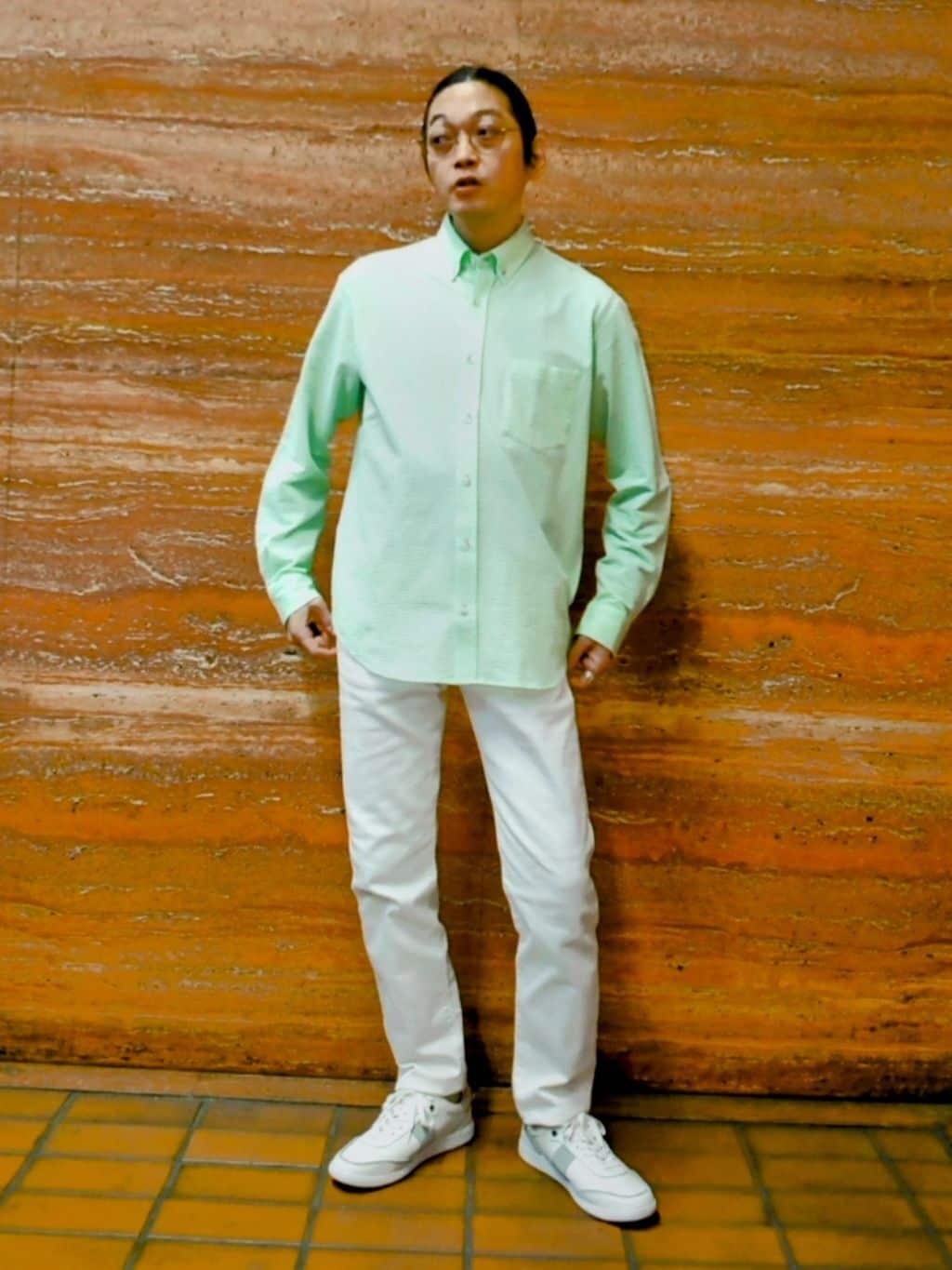 かしげるさんの「TAKEO KIKUCHI｜【抗菌防臭/シーズンレス】シアサッカー ジャージシャツ」を使ったコーディネート