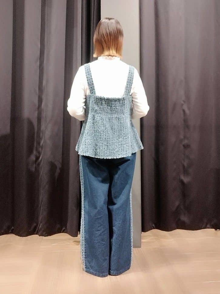 naoさんの「THE SHOP TK｜◆ジャカードデニムビスチェ【洗濯機OK】」を使ったコーディネート