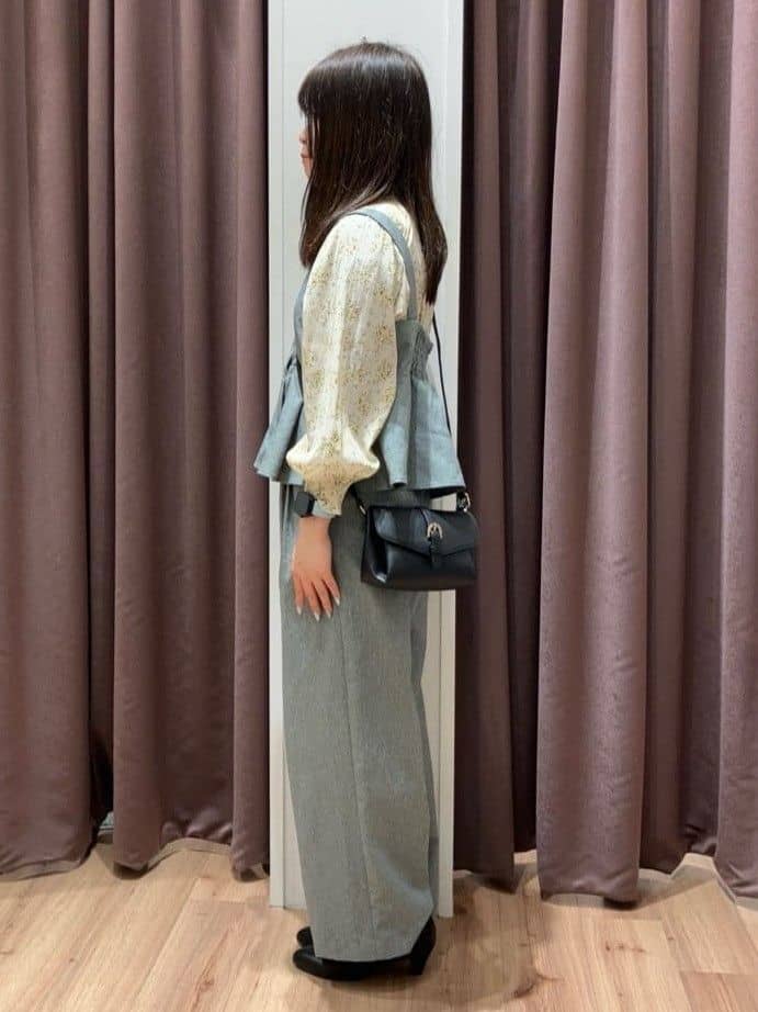 みちゃさんの「grove｜【人間工学】つつまれフィットパンプス【入卒対応可】」を使ったコーディネート