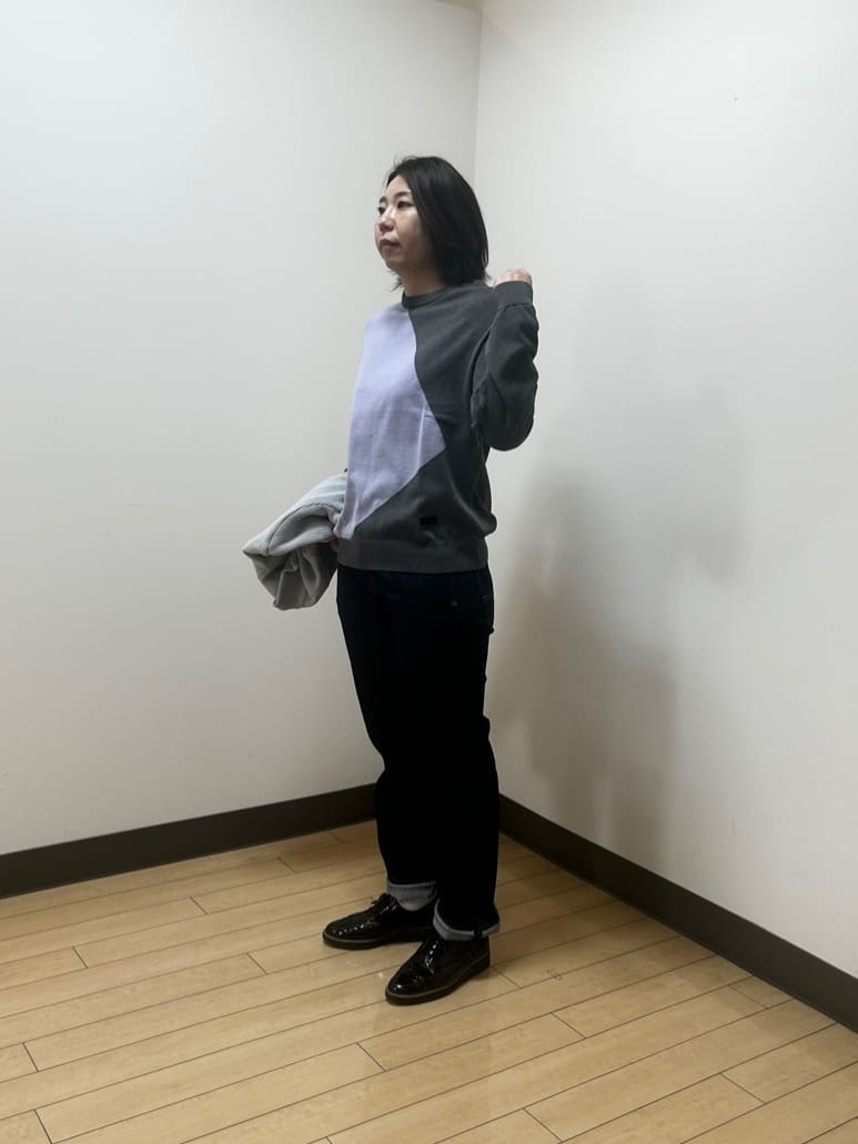 okaさんの「TAKEO KIKUCHI｜【モンスターストレッチ】日本製 ワンウォッシュ デニムパンツ」を使ったコーディネート