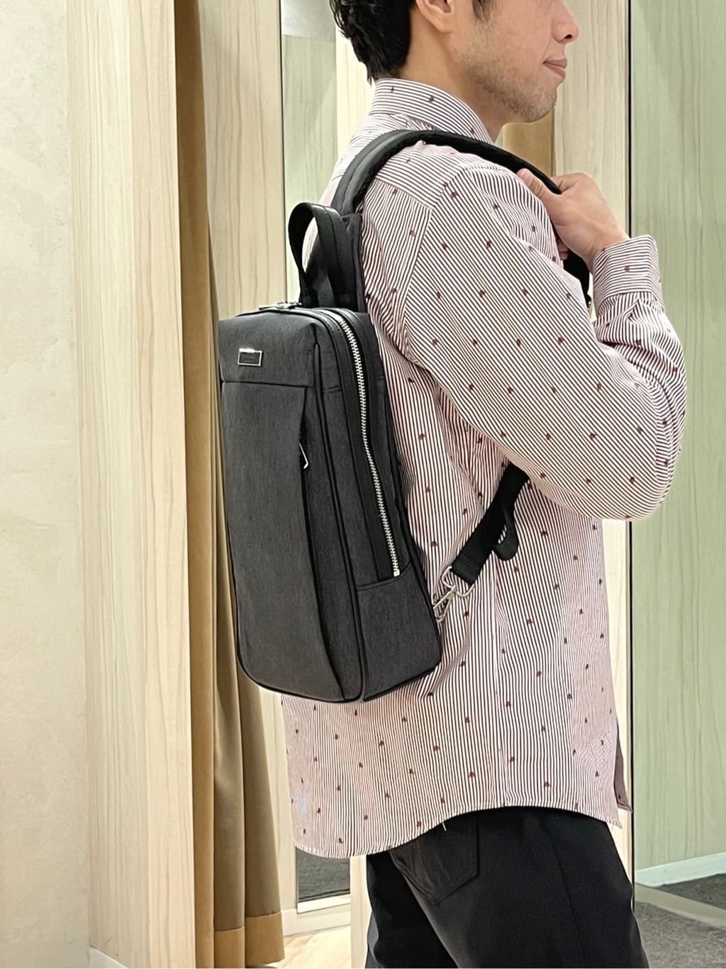 URAさんの「TAKEO KIKUCHI｜ハットモチーフ ジャカード ストライプ シャツ」を使ったコーディネート