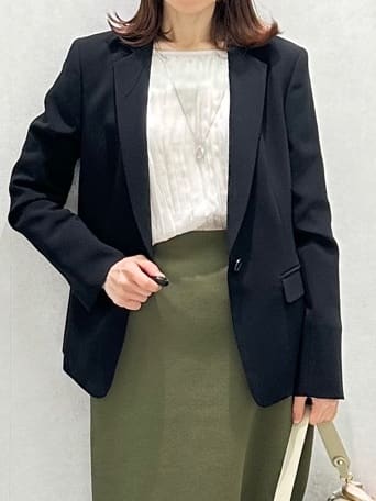 Miwaさんの「UNTITLED｜【日本製・本革】Comfit Dresser Pumps（コンフィットドレッサーパンプス）」を使ったコーディネート