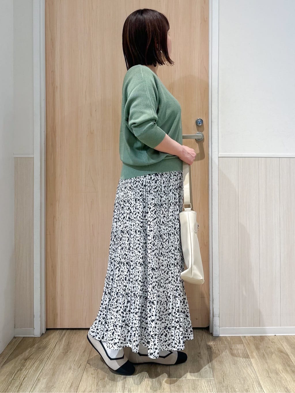 mimoさんの「SHOO･LA･RUE｜◆【高レビュー】洗えてサラサラ ニットパンプス」を使ったコーディネート