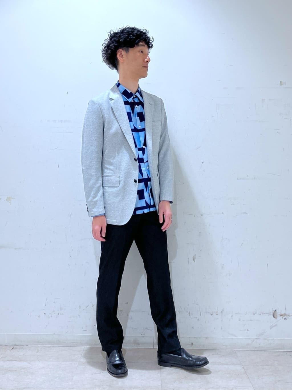 mutoさんの「TAKEO KIKUCHI｜【360&deg;ストレッチ／セットアップ対応】None Of Stress パンツ」を使ったコーディネート
