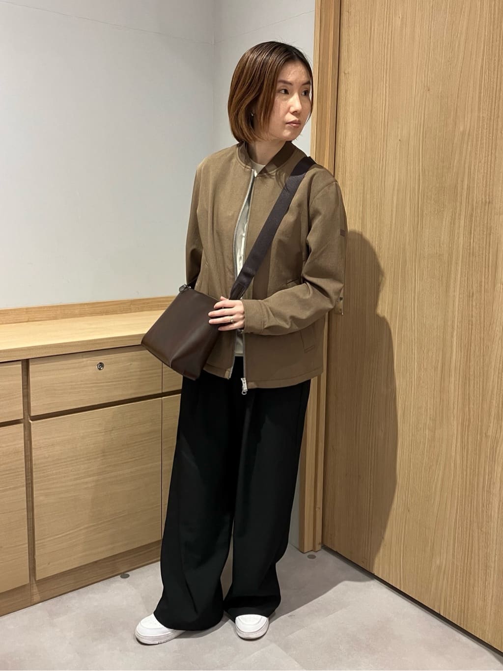 みかさんの「TAKEO KIKUCHI｜【抗菌防臭／5サイズ展開】ハイゲージポンチ Tシャツ」を使ったコーディネート