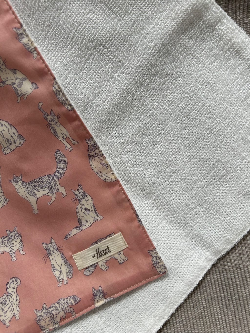 たかともさんの「212 KITCHEN STORE｜どうぶつミトン ねこ クロ」を使ったコーディネート