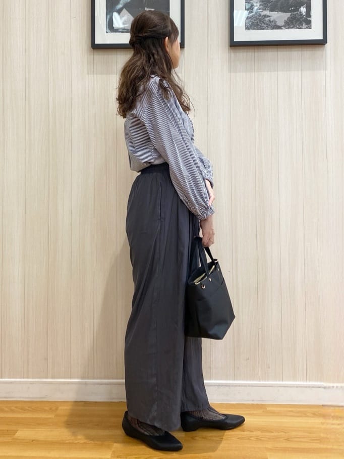 natsuさんの「SHOO･LA･RUE｜◆ストレッチアーモンドトゥパンプス」を使ったコーディネート