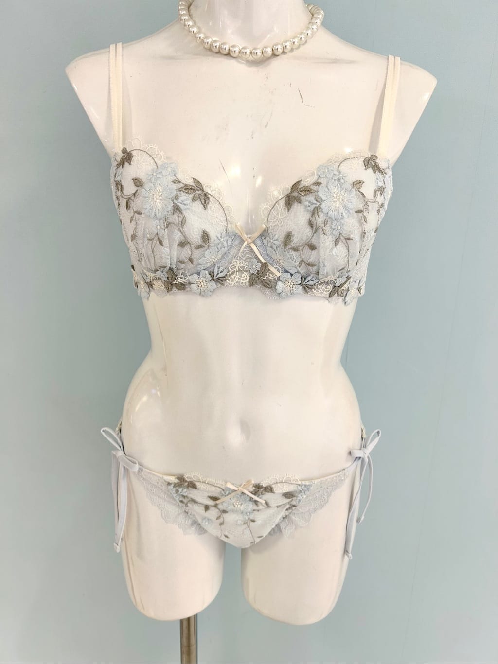 hachiさんの「Risa Magli｜シュクリエ ブラジャー（B-D）」を使ったコーディネート