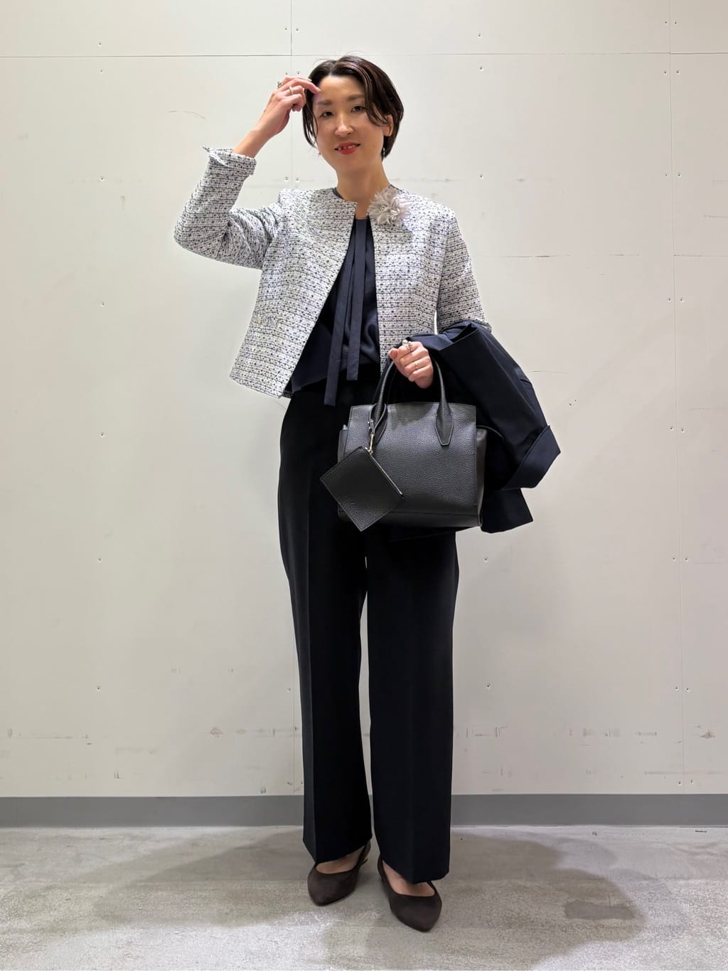 yuriさんの「INDIVI｜【洗える／UVケア／スーツ】ストレッチワイドパンツ」を使ったコーディネート