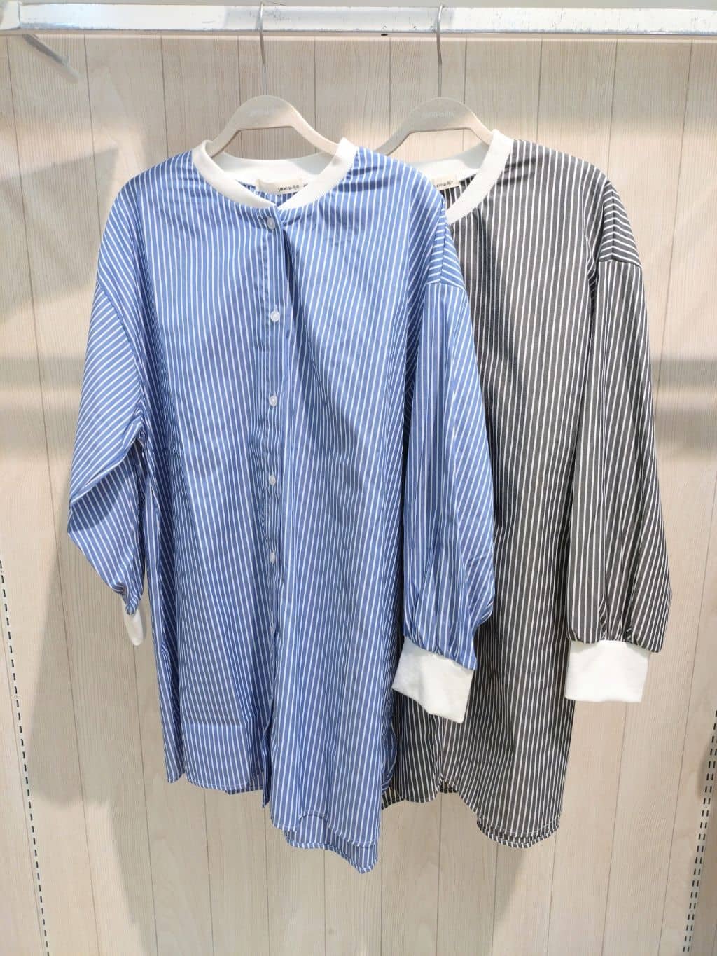 asaさんの「SHOO･LA･RUE｜◆【洗える/S-LL】リブでこなれ感 ゆるっと着られる ロングシャツ」を使ったコーディネート