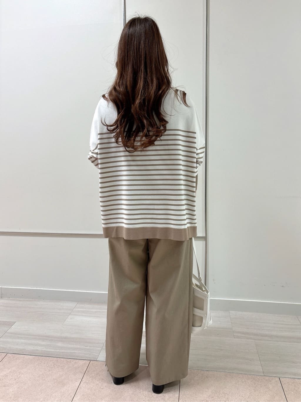 R.Kさんの「UNTITLED｜◆【セットアップ可能】フロントラップ ワイドパンツ」を使ったコーディネート