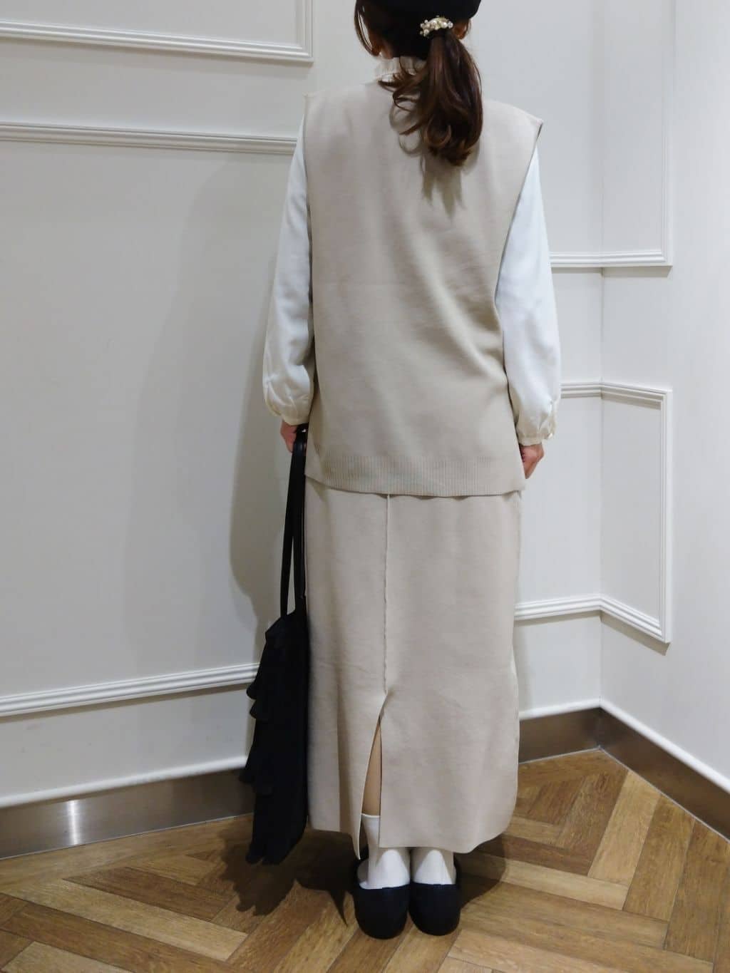 おとうふさんの「SHOO･LA･RUE｜◆【S-3L/洗える/セレモニー】さらり軽やか スタンドカラー フリルブラウス」を使ったコーディネート