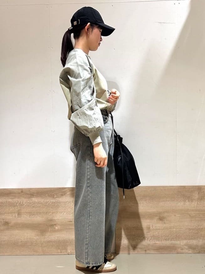 花さんの「SHOO･LA･RUE｜◆シャイニー巾着トートバッグ」を使ったコーディネート