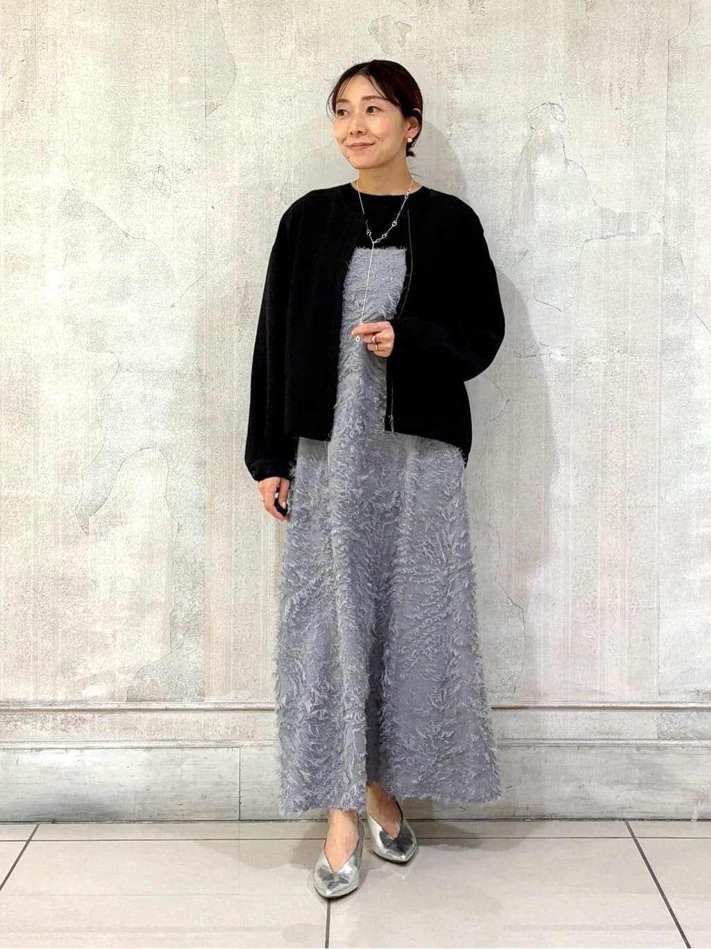 YUさんの「INDIVI｜◆【トレンド素材】シアーカットジャカード キャミワンピース」を使ったコーディネート
