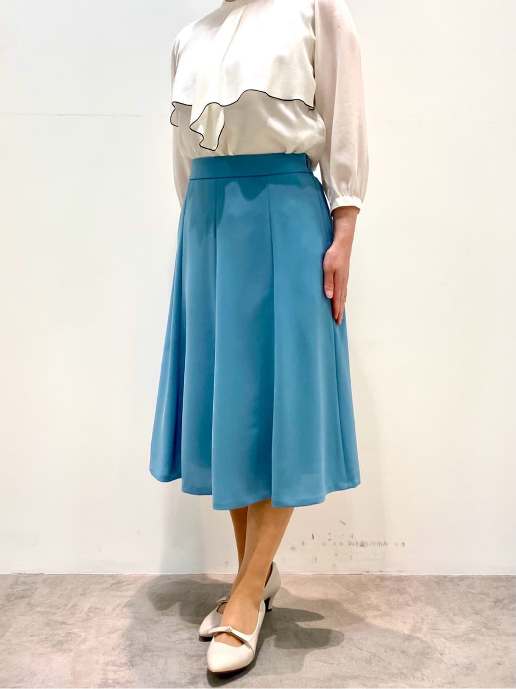 oharaさんの「Reflect｜◆【洗える】ラッフルフリルブラウス」を使ったコーディネート