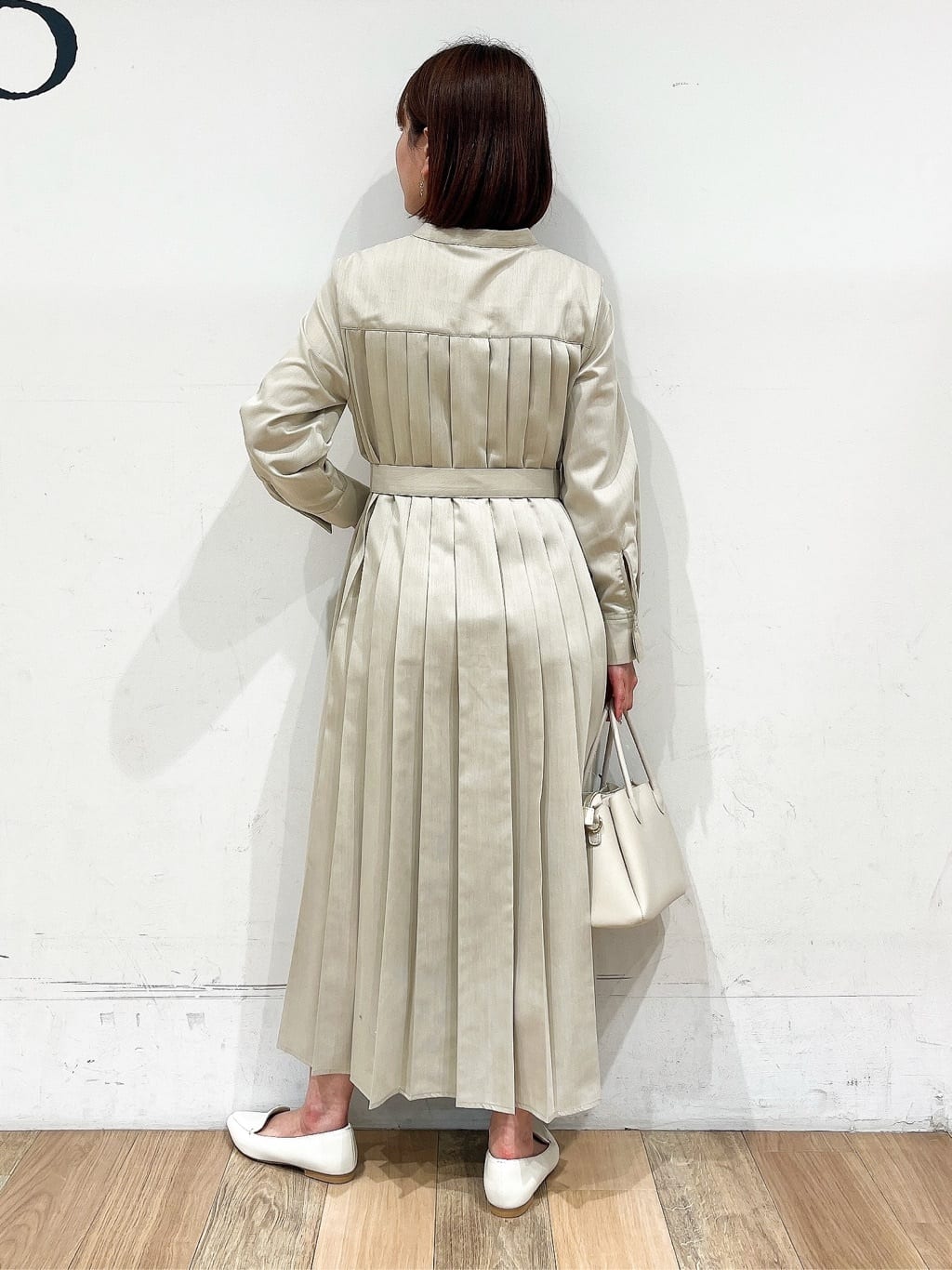 山さんさんの「grove｜メタルパーツローファーパンプス【晴雨兼用】」を使ったコーディネート