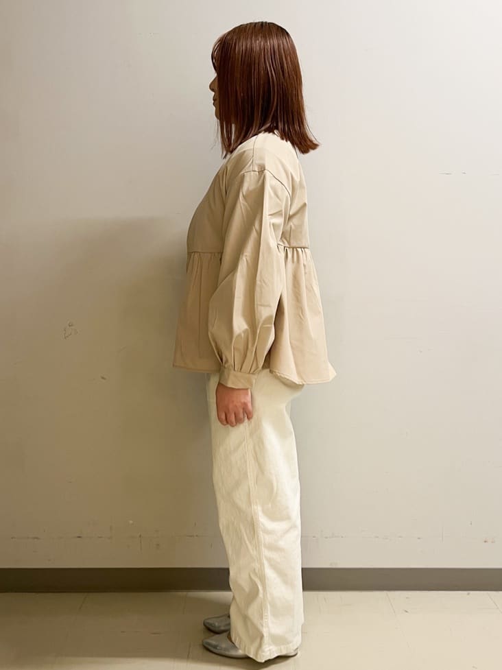 なかさんの「OPAQUE.CLIP｜◆撥水ノーカラーペプラムブルゾン【洗濯機洗い可／花粉対応】」を使ったコーディネート