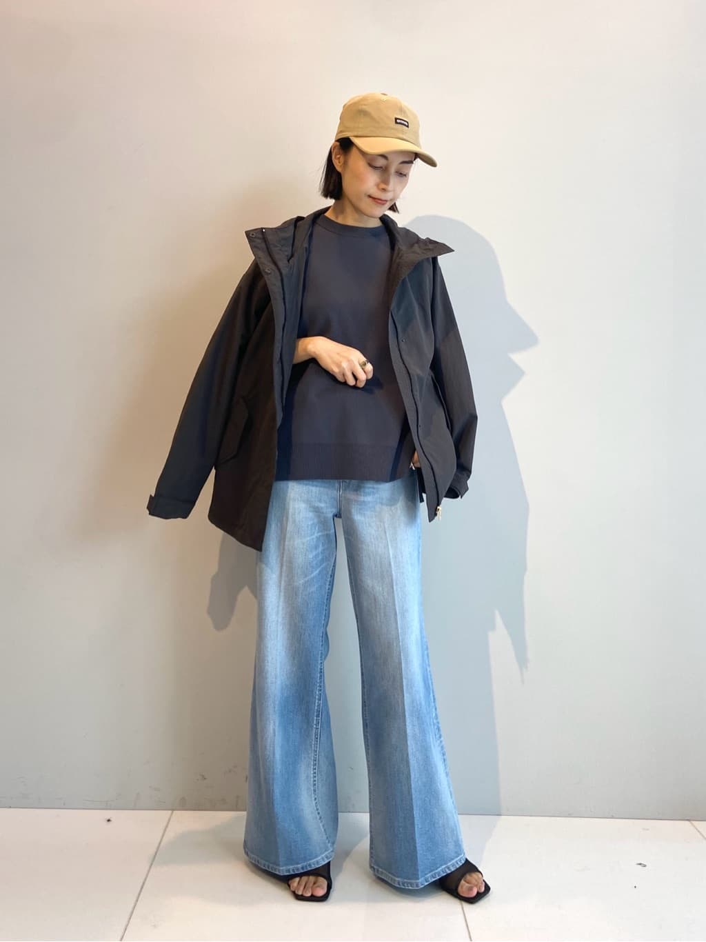 AYAさんの「UNTITLED｜◆【アンサンブル可能】ニットベスト」を使ったコーディネート