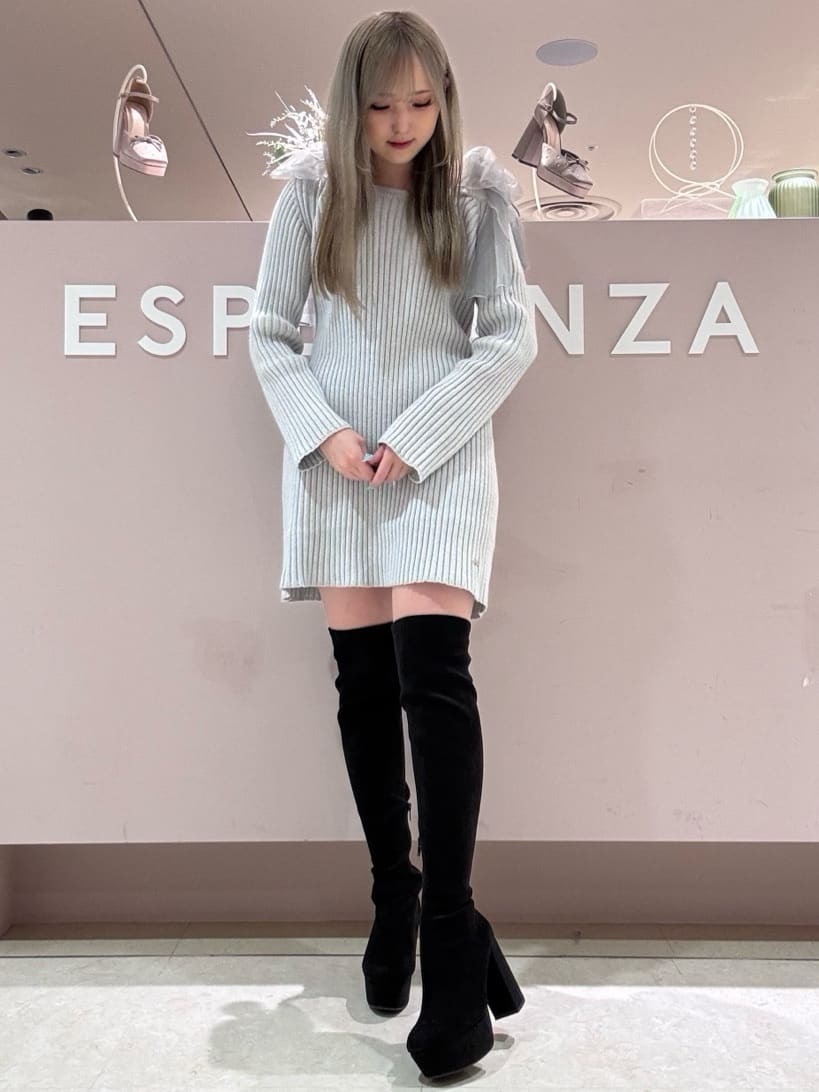 kaさんの「ESPERANZA｜厚底ラク盛りニーハイブーツ」を使ったコーディネート