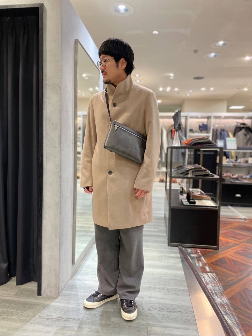 ritoさんの「TAKEO KIKUCHI｜【ウールカシミヤブレンド】ビーバー調 スタンドカラー コート」を使ったコーディネート