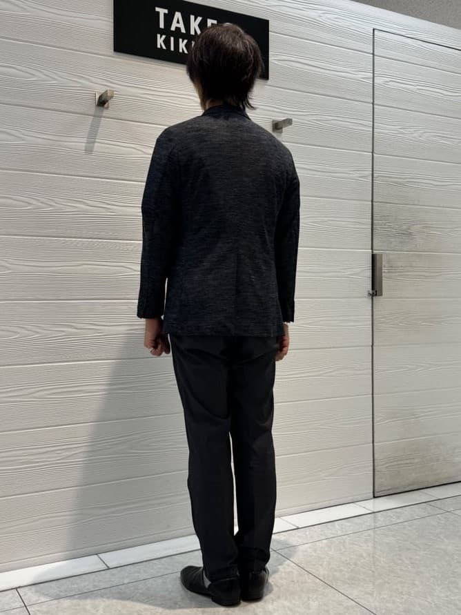 井出恭輔さんの「TAKEO KIKUCHI｜【尾州織】リネンブレンド メッシュ ジャケット」を使ったコーディネート