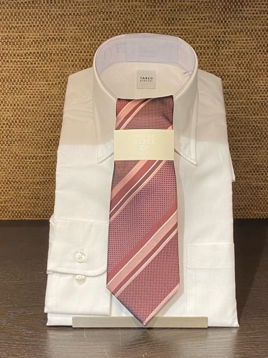 かわぴーさんの「TAKEO KIKUCHI｜【Made in JAPAN】ブロード レギュラーカラー ドレスシャツ」を使ったコーディネート
