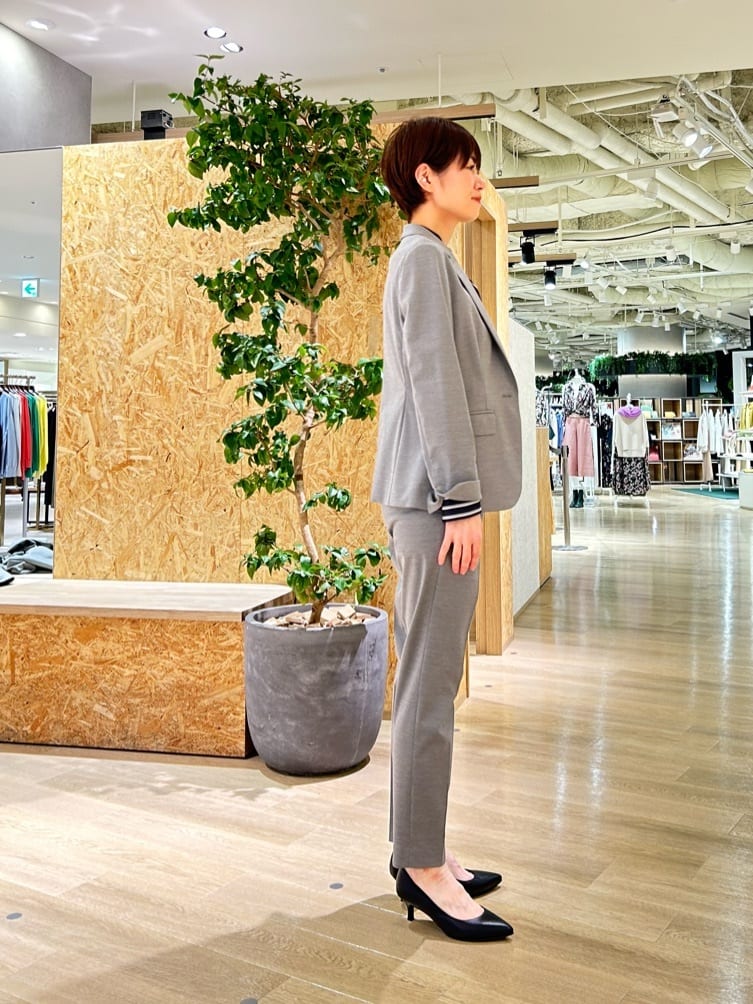 hosoiさんの「UNTITLED｜【日本製・本革】Comfit Dresser Pumps（コンフィットドレッサーパンプス）」を使ったコーディネート