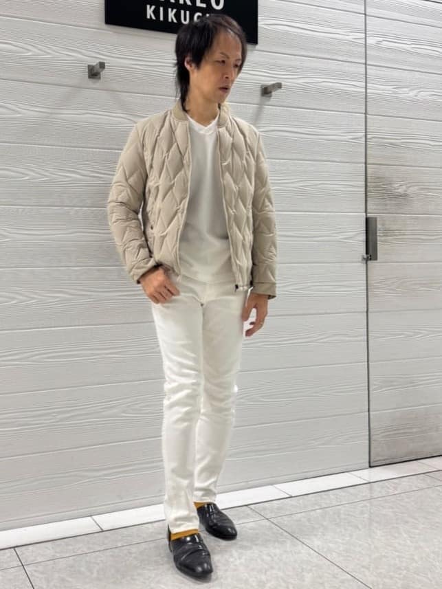 井出恭輔さんの「TAKEO KIKUCHI｜【Sサイズ～】ストレッチ デニム パンツ」を使ったコーディネート
