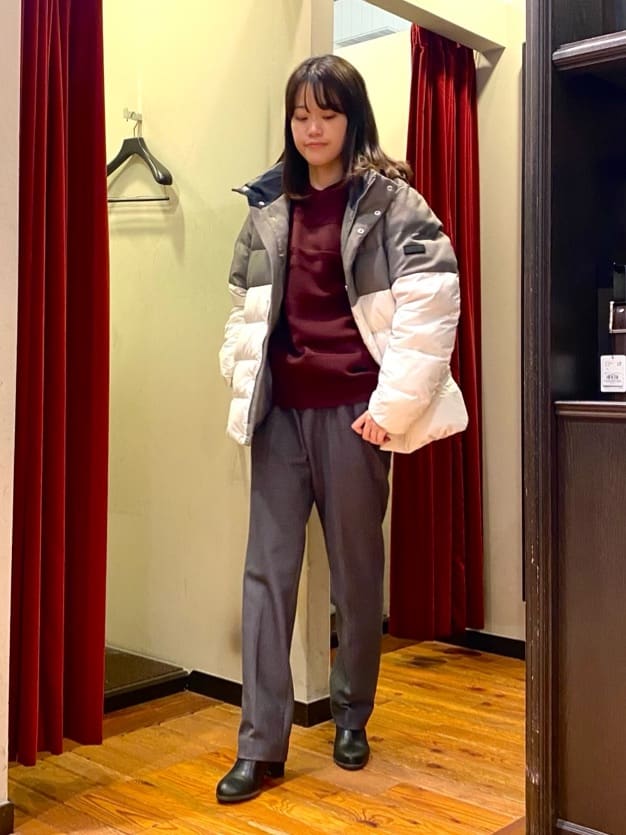 かわぴーさんの「TAKEO KIKUCHI｜【DOWN FABRIC】ダウンファブリック ドレスパンツ / セットアップ対応」を使ったコーディネート