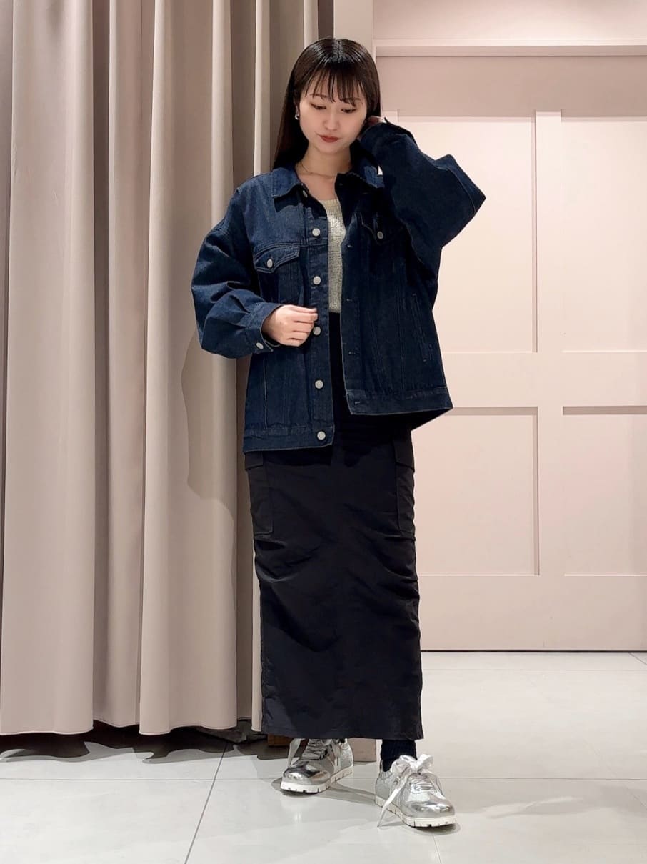 RINAさんの「ESPERANZA｜サテンリボン2WAYスニーカー」を使ったコーディネート