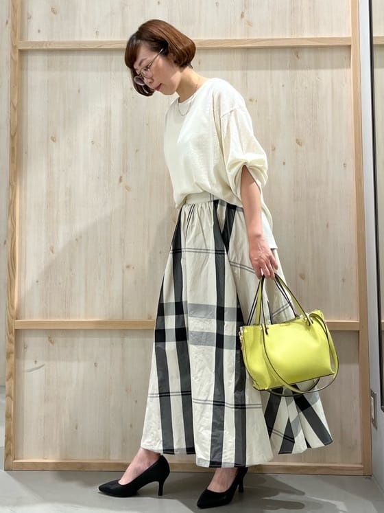 nakoさんの「THE SHOP TK｜【セレモニー/靴擦れ防止】オケージョンパンプス」を使ったコーディネート