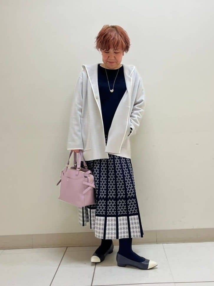 yoshiさんの「Reflect｜◆【軽羽織りに◎】フーデッドニットカーディガン」を使ったコーディネート