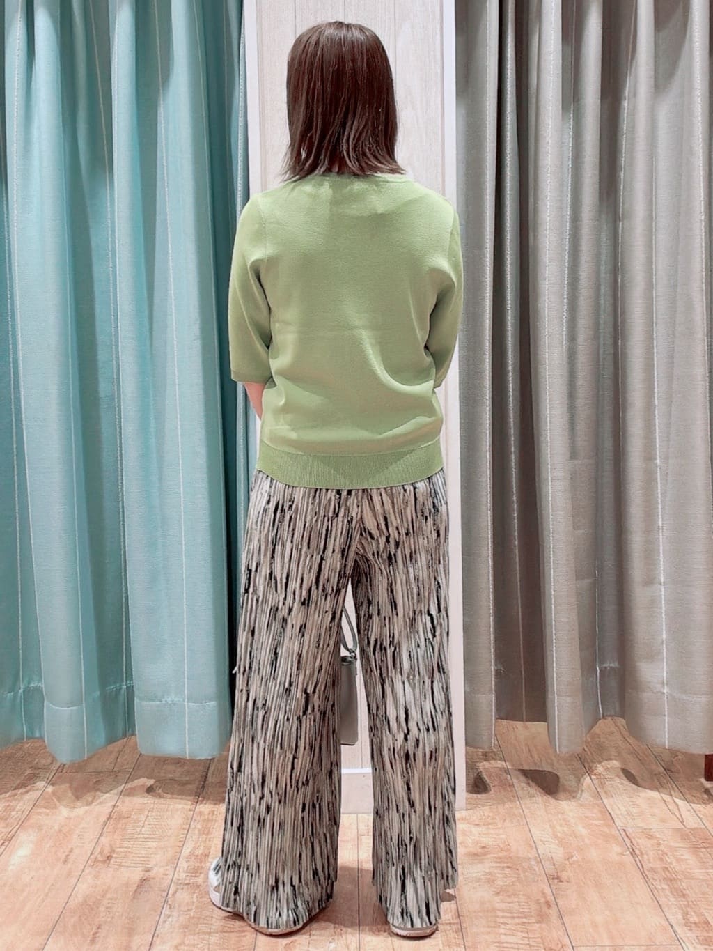 なみぞうさんの「SHOO･LA･RUE｜◆3層ヨコナガショルダーバッグ」を使ったコーディネート