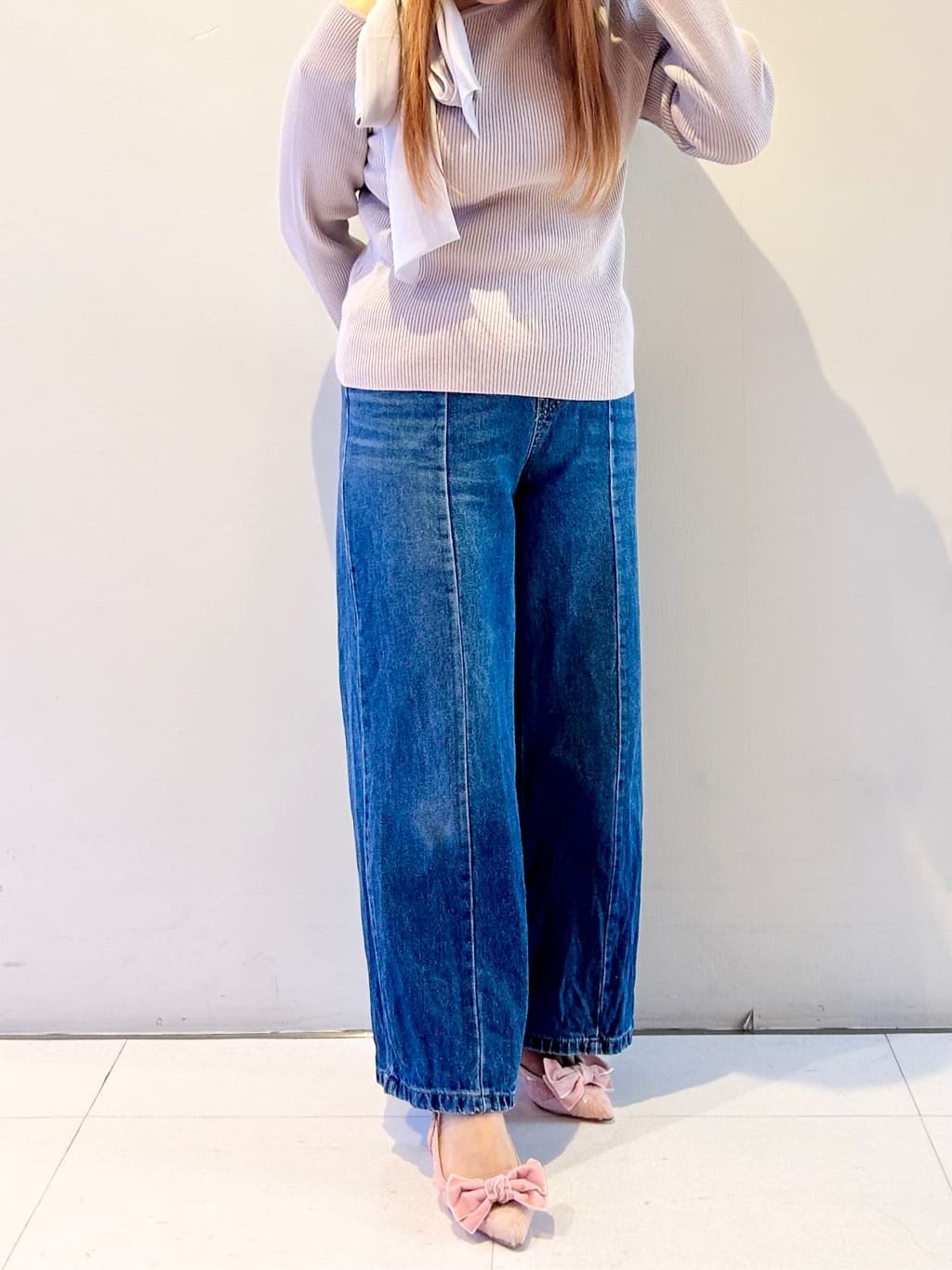 かなぴぃさんの「ESPERANZA｜リボンチュールレースバックストラップ2WAYパンプス」を使ったコーディネート