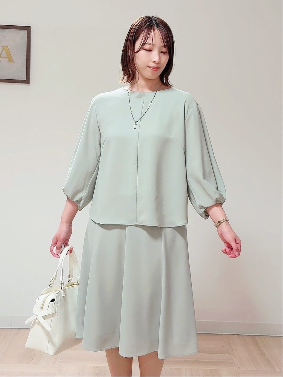 amiさんの「Reflect｜◆【セットアップ可能】バックサテンブラウス」を使ったコーディネート