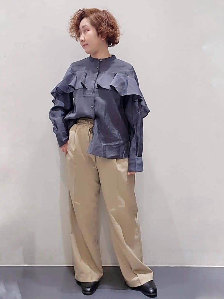 ゆきをさんの「OPAQUE.CLIP｜◆シアーフリルブラウス【洗濯機洗い可】」を使ったコーディネート