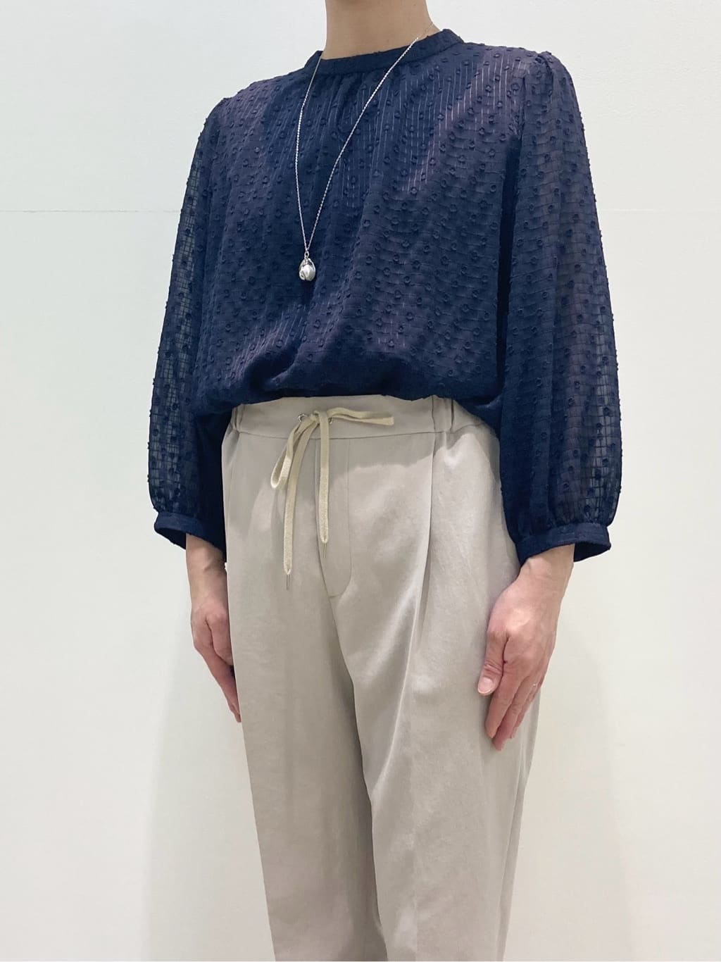 koyaさんの「Reflect｜◆【手洗い可】ロングシルエットブラウス」を使ったコーディネート