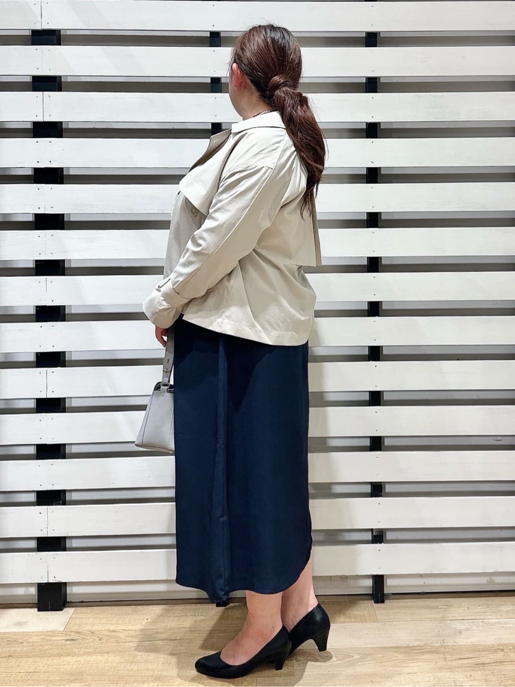 suzuさんの「grove｜【人間工学】つつまれフィットパンプス【入卒対応可】」を使ったコーディネート