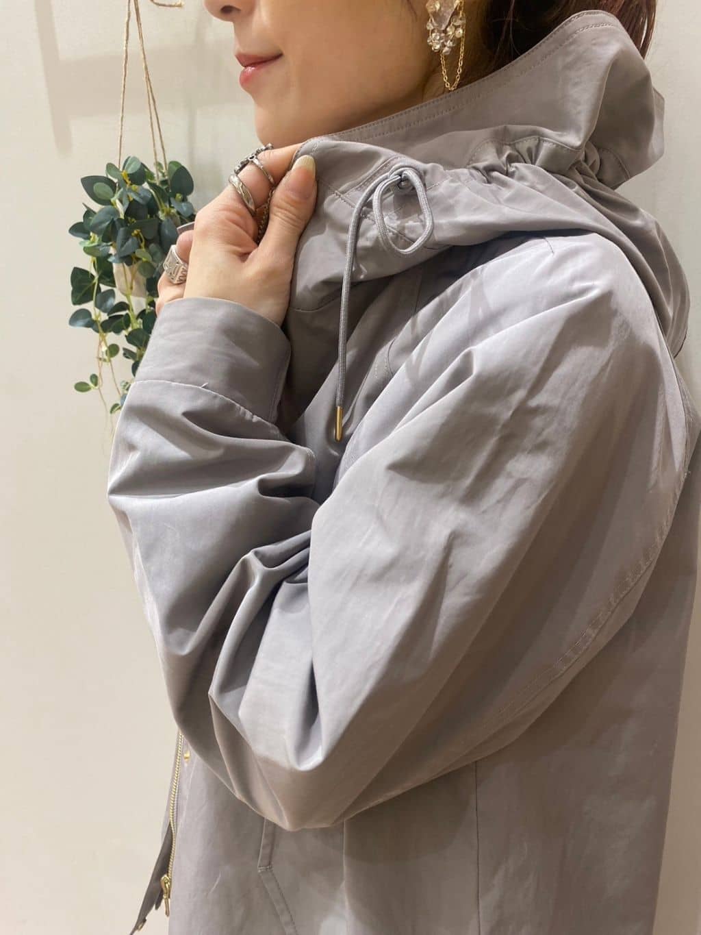 saltさんの「grove｜◆【撥水・洗える】マウンテンパーカ」を使ったコーディネート