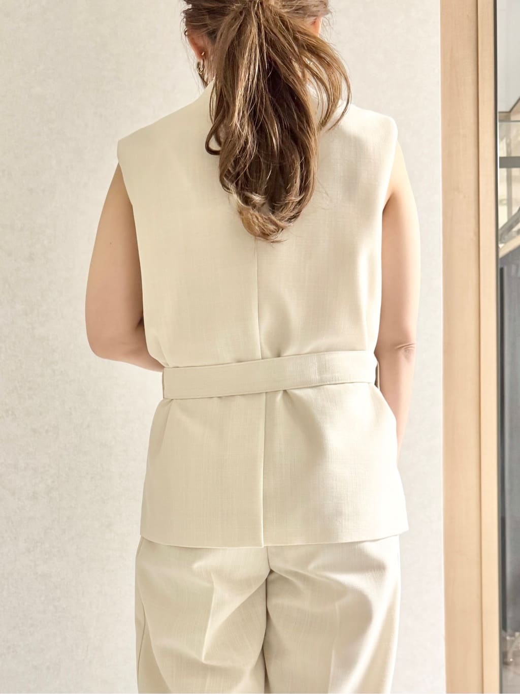 sayuさんの「UNTITLED｜◆【セットアップ可能】リネンライクキャンバス ジレ」を使ったコーディネート